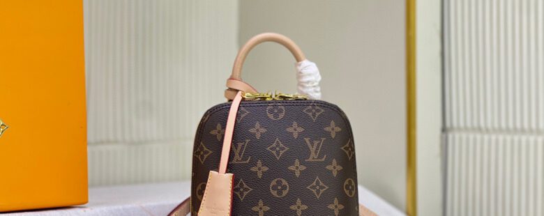 Louis Vuitton 2.2