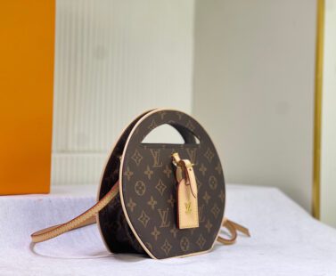 Louis Vuitton 2.5