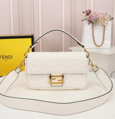 Fendi Bags 2.7