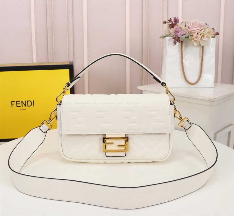 Fendi Bags 2.7