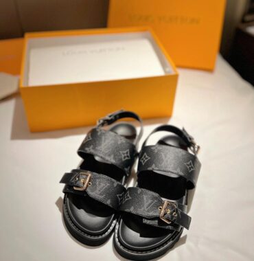 Louis Vuitton Sandal 9