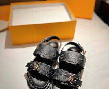 Louis Vuitton Sandal 9