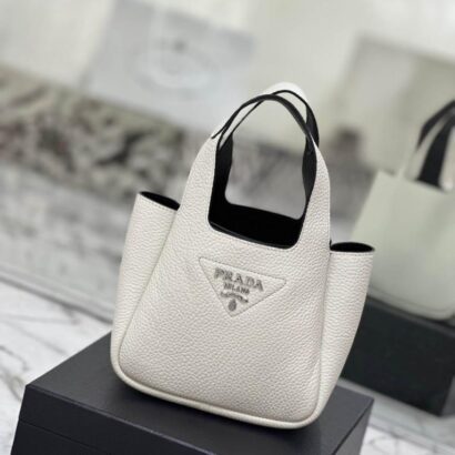 Prada Bags 2.7