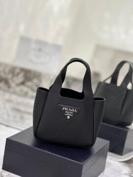 Prada Bags 2.8