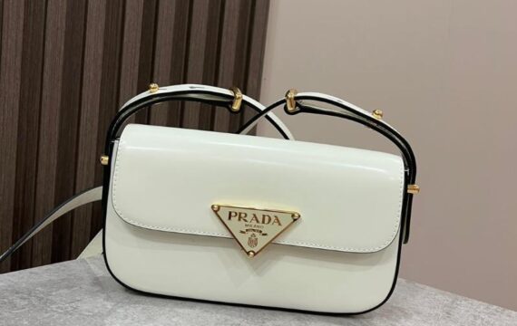 Prada Bags 1.8