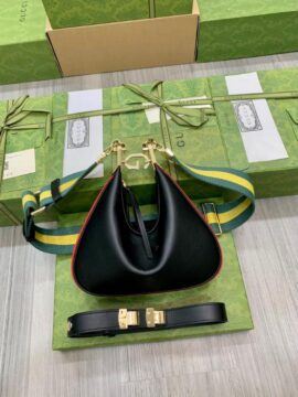 Gucci Bags 36