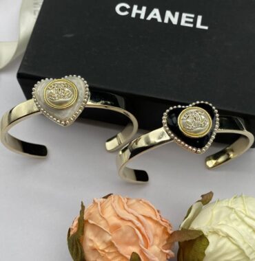 chanel Jewellery 1