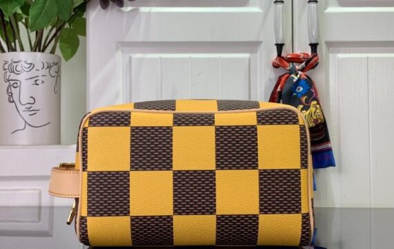 louis vuitton bag 55