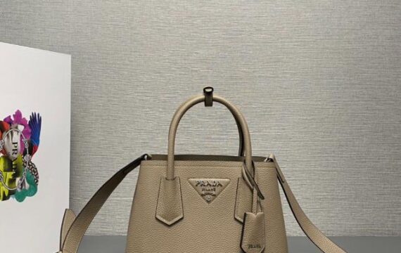 Prada Bag 27