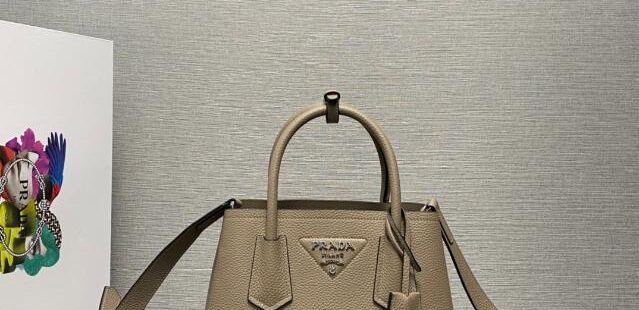 Prada Bag 27