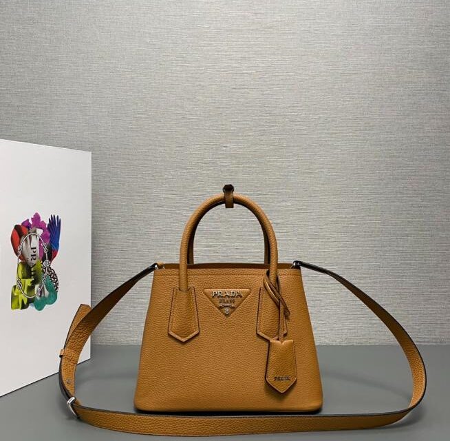 Prada Bag 28