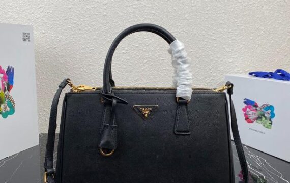 Prada Bag 39