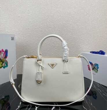 Prada Bag 40